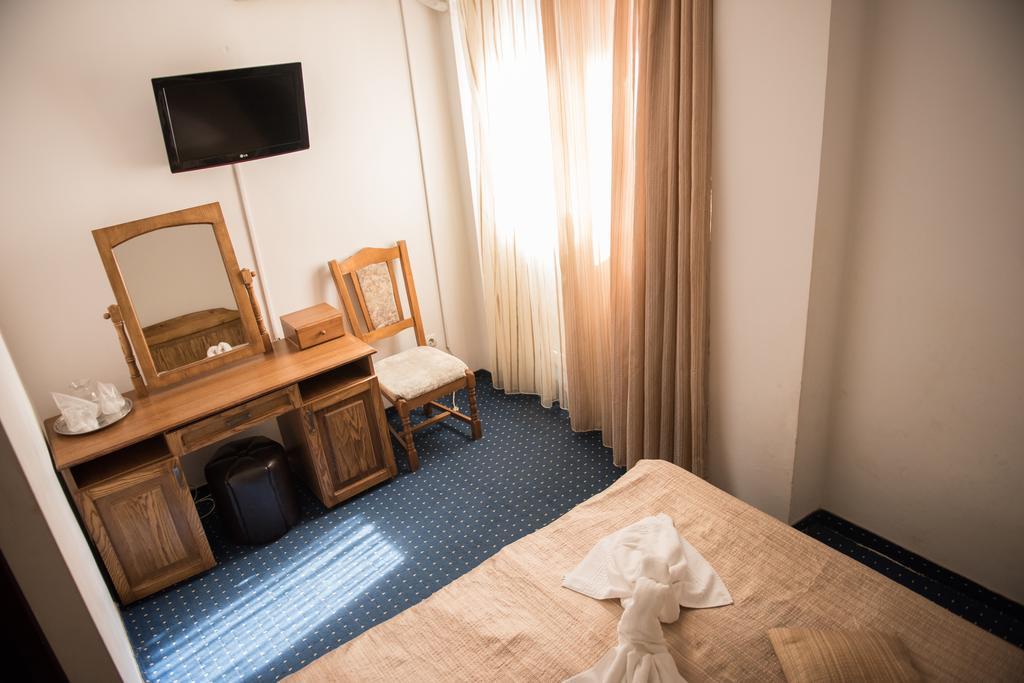 Hotel Dynes Eforie Nord Extérieur photo