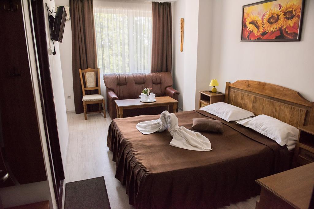 Hotel Dynes Eforie Nord Extérieur photo