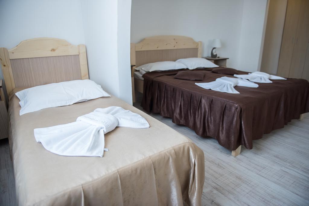Hotel Dynes Eforie Nord Extérieur photo